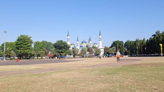 Pujian Menjelang Sholat Tarawih
